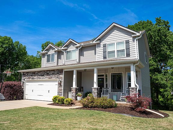 2nd image of 304 Grayson Dr