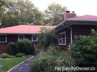 236 Granny Rd, Medford, NY 11763