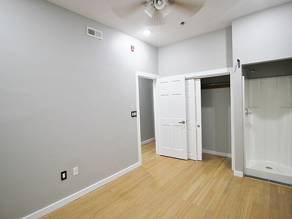 5th image of 1802 W Diamond St #1