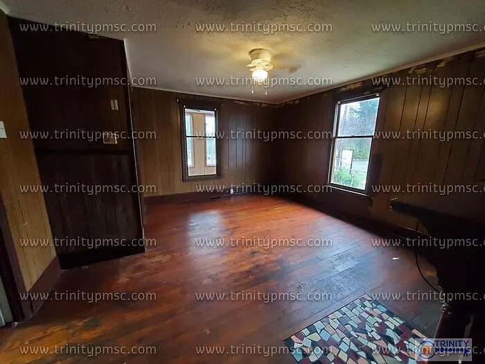 908 Ansel St — Photo 3
