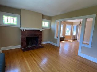 123 Dover Rd, West Hartford, CT 06119