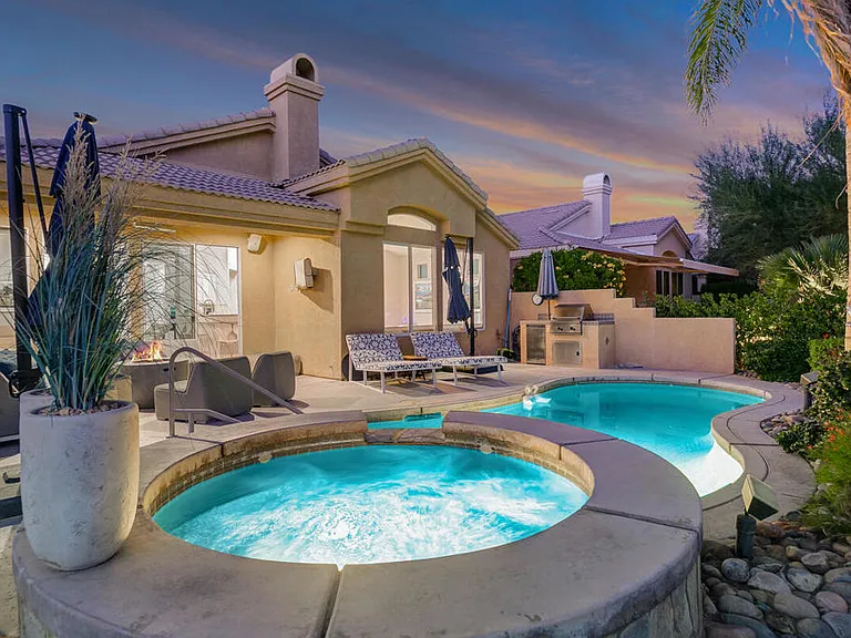 67361 N Laguna Dr — Photo 9