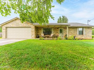 6925 Sicilia Ln, Corryton, TN 37721