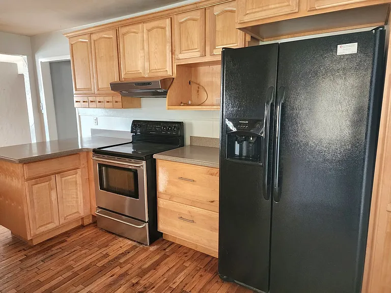 1700 S Avenue B — Photo 13