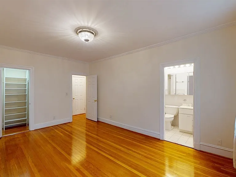 311 Tappan St #3 — Photo 29