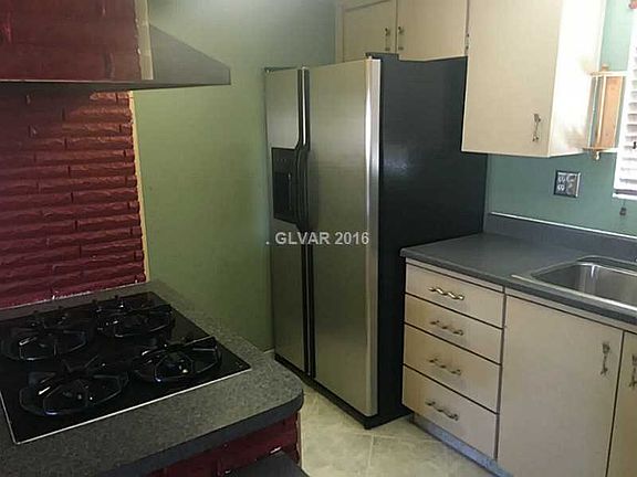 3rd image of 4700 Hansel Cir