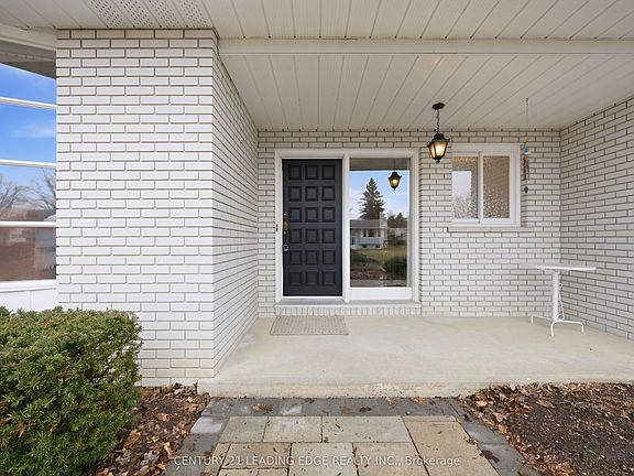 4th image of 72 Beaver Ridge Dr