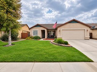 2073 W Queens Way, Hanford, CA 93230