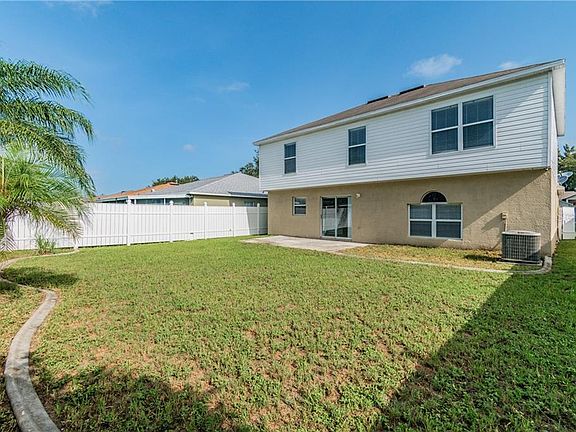 4th image of 6933 Crown Lake Dr NW