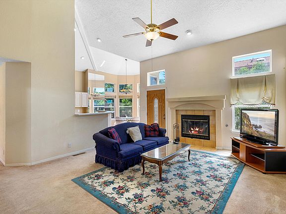 5th image of 6524 Mesa Solana Pl NW