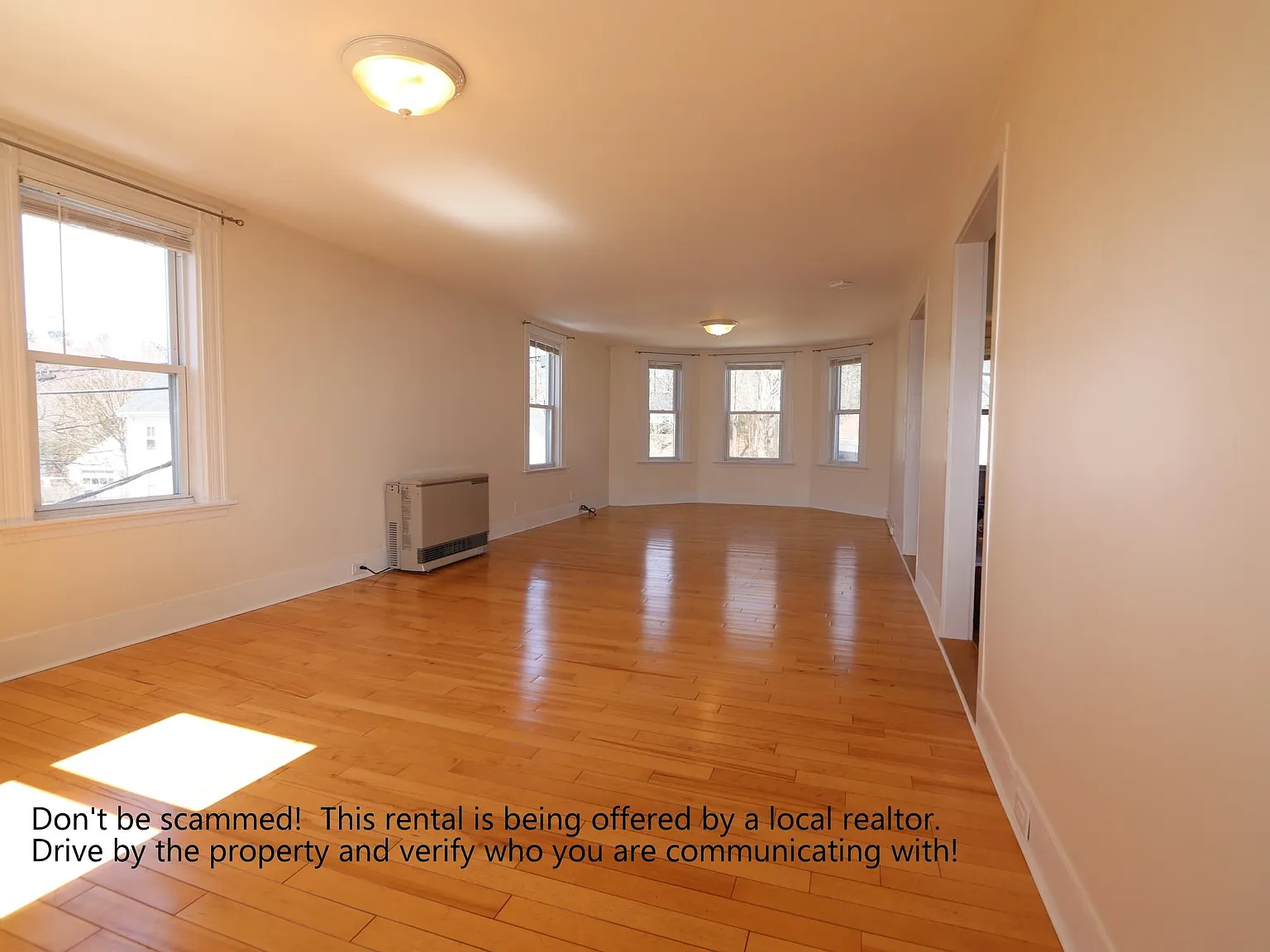 2 bed, 2.0 bath, 1400 sqft, $2,795 — Photo 2