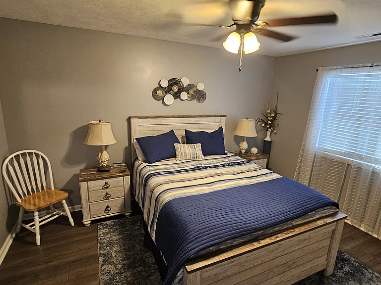 589 Blue River Ct #4C — Photo 17