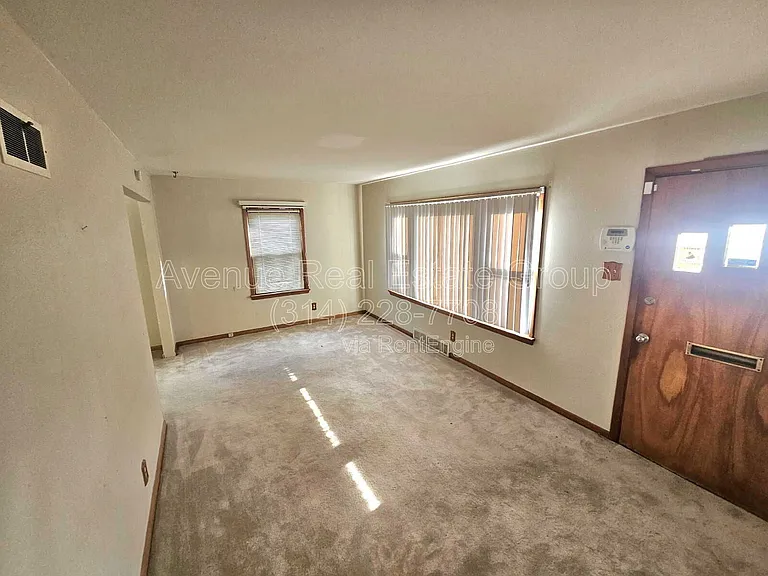 8883 Saint Cyr Dr — Photo 3