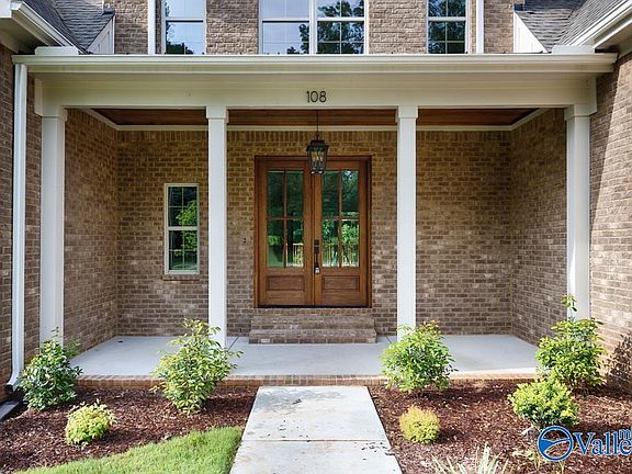 4th image of 108 Bishop Bend Dr