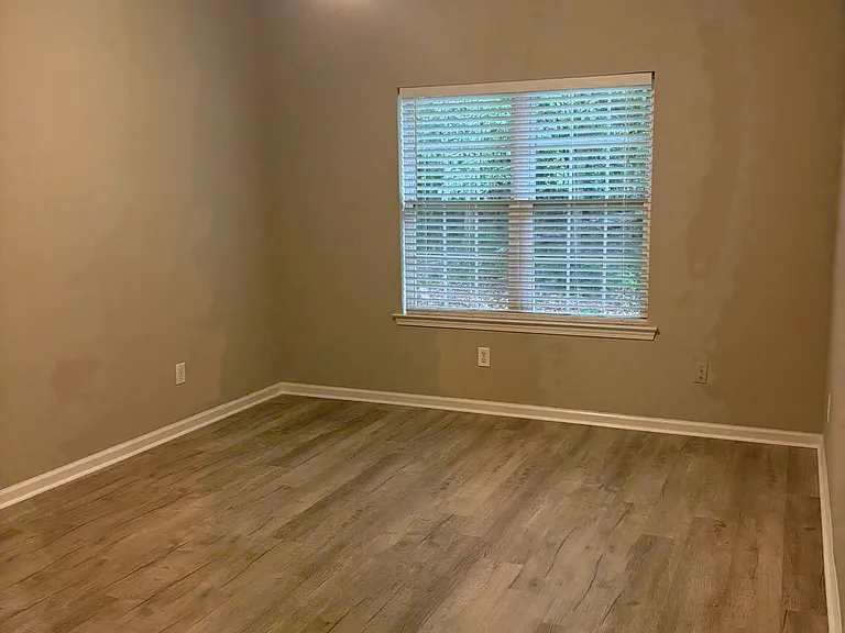 565 N Fairfield Dr — Photo 8