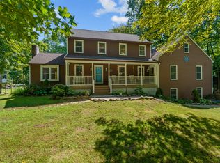 31 Pepperbush Dr, Clinton, CT 06413