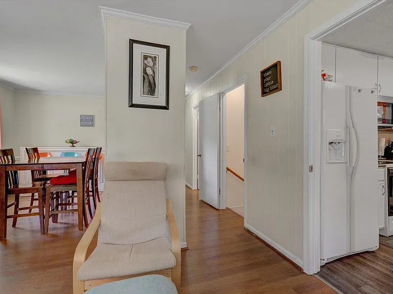 126 White Oak Dr — Photo 16