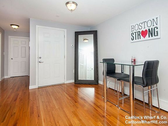 4th image of 275 Chelsea St #2