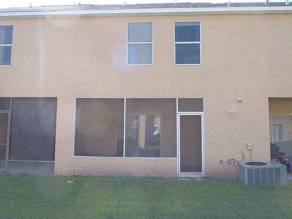 2nd image of 1605 Sanibel Dr