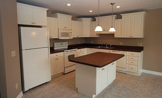 2nd image of 1974 Buttonwood Ct
