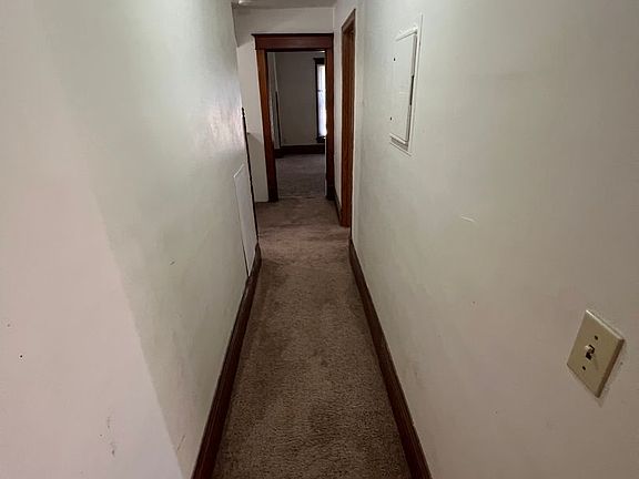 4th image of 1011 Lincoln Way #0