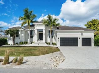 1643 Stanford Ln, Sarasota, FL 34231