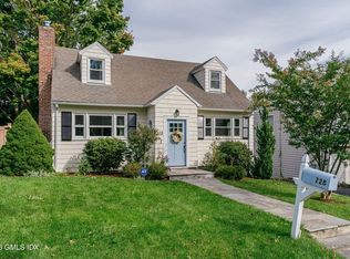 228 Woodrow Ave, Southport, CT 06890