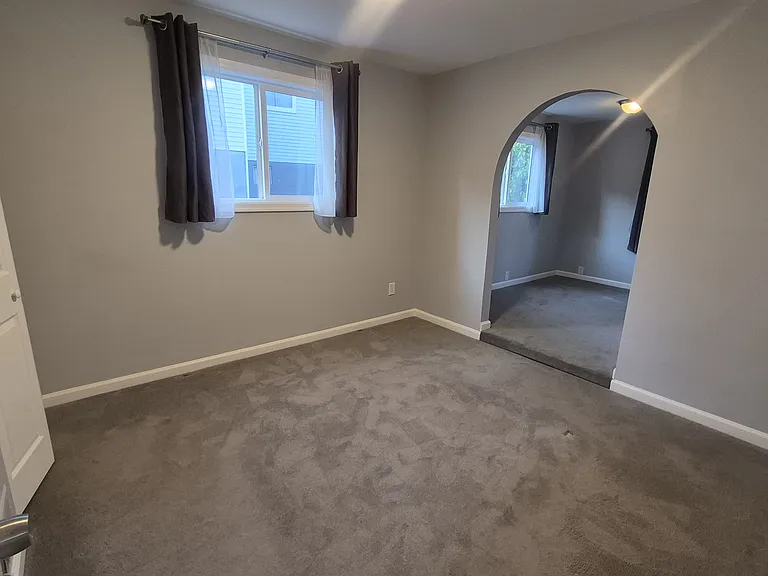 608 Blandford St — Photo 3