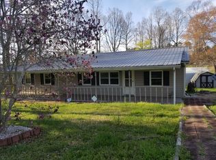 3904 Miller Dr, Newton, NC 28658