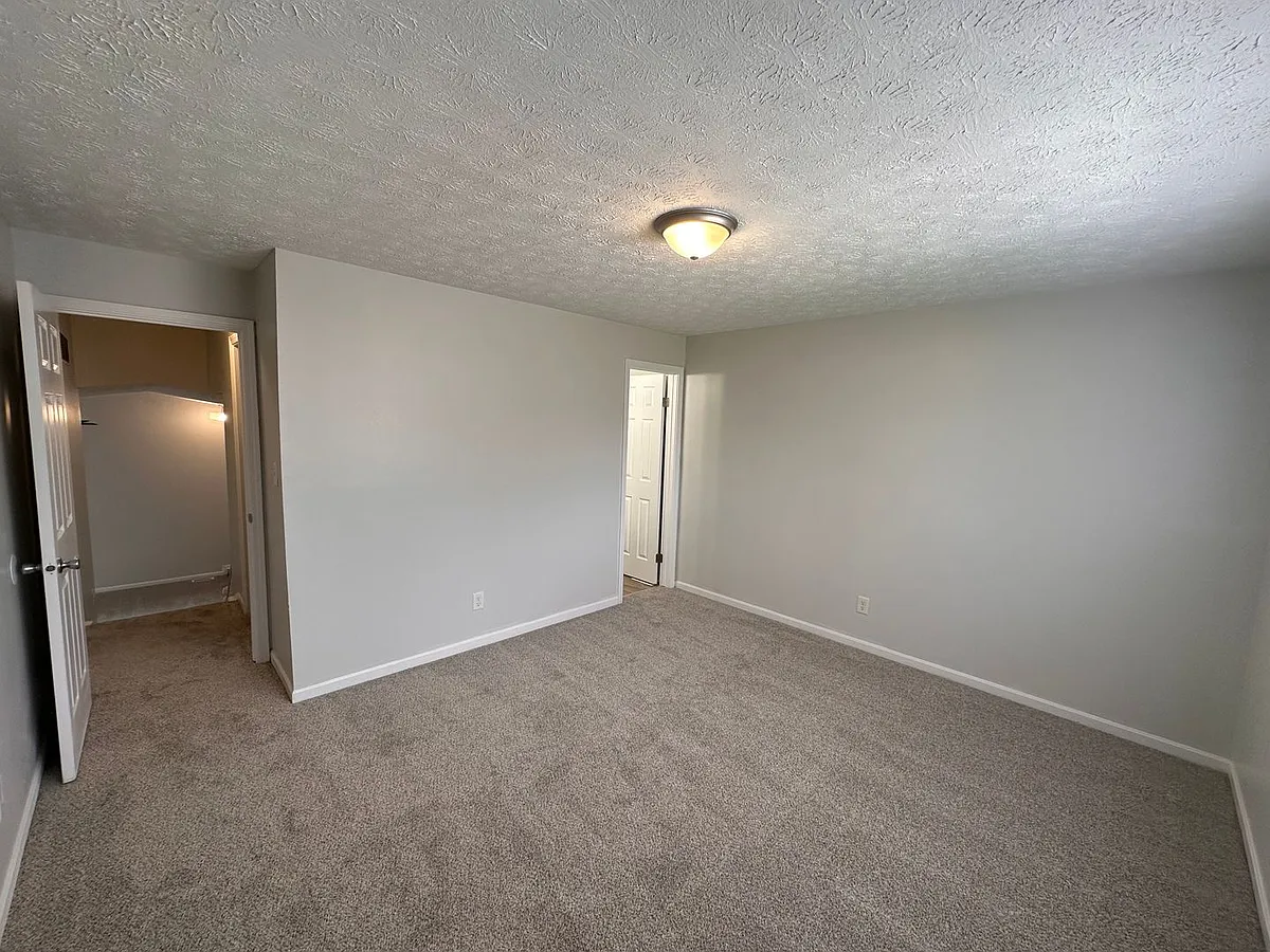 Building Photo - 11029 Amburg Ct