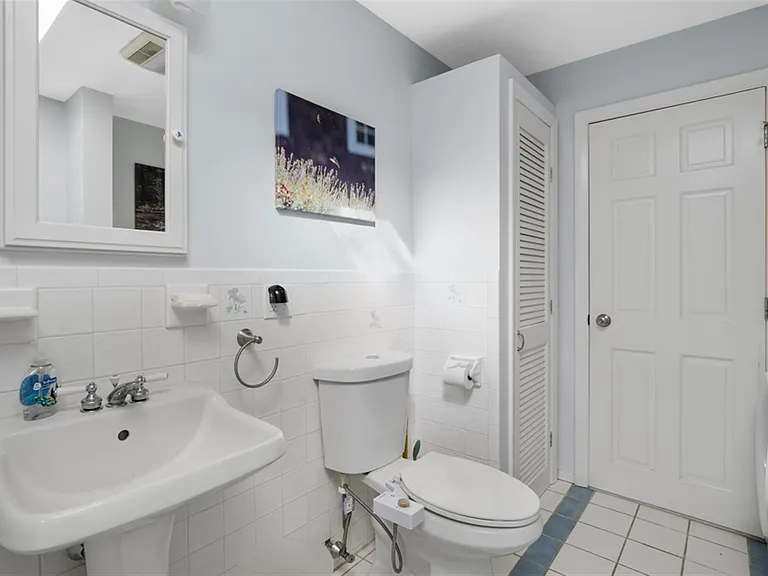 55 Waterhouse St — Photo 5