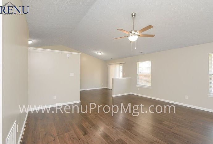 1st image of 1554 Brook Pointe Dr