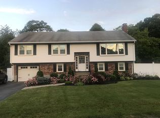 48 Sandra Ln, Weymouth, MA 02188