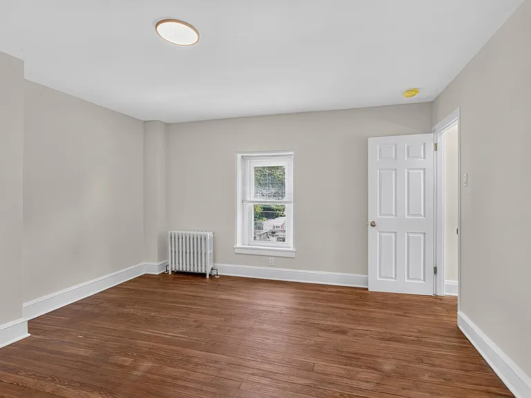 6347 McCallum St #2 — Photo 17