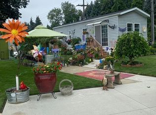 71711 Heather Ct, Romeo, MI 48065