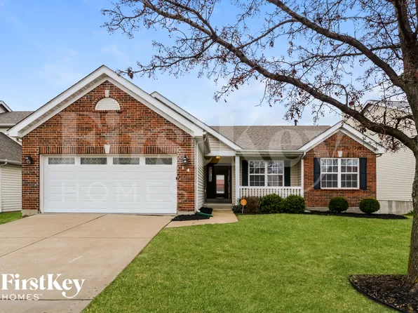 14 Rivermeadows Dr, Florissant, MO 63031