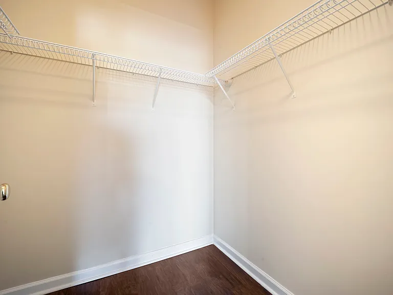 1511 Kudrow Ln — Photo 22