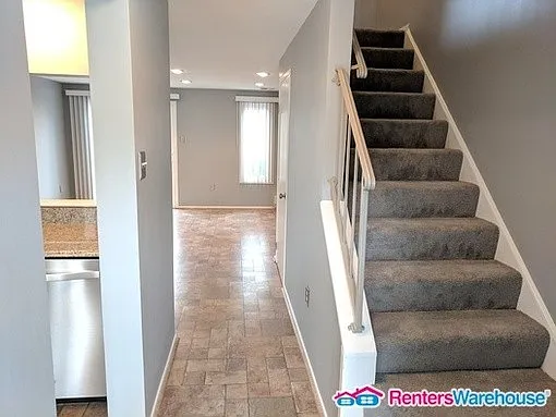 10732 Lester St — Photo 8