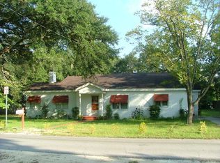 172 Edenfield St, Allendale, SC 29810