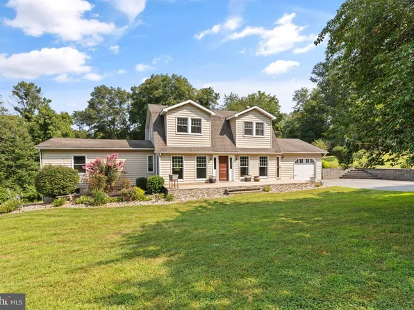 3926 Old Rocks Rd, Street, MD 21154