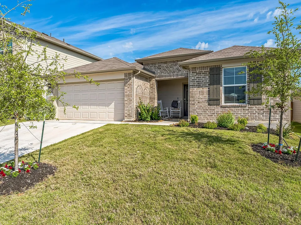 821 Bahia Pl
