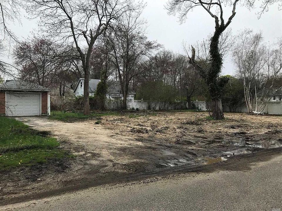1st image of 110 Beaver Dr