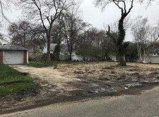 110 Beaver Dr, Mastic Beach, NY 11951