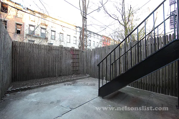 Rented by Nelson Aybar, LREB | media 19