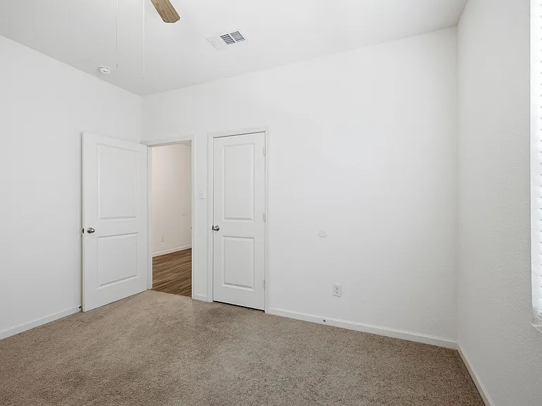 5325 Stone Meadow Ln — Photo 10