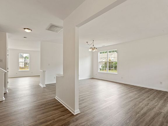 4th image of 5659 Slaytenbush Ln