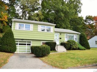 94 Hubbell Ave, Ansonia, CT 06401