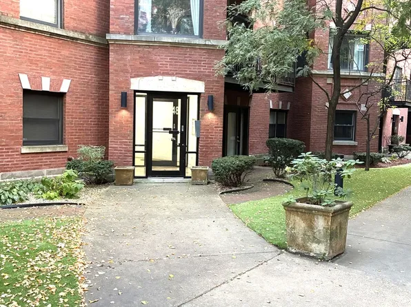 5948 S King Dr APT 2, Chicago, IL 60637