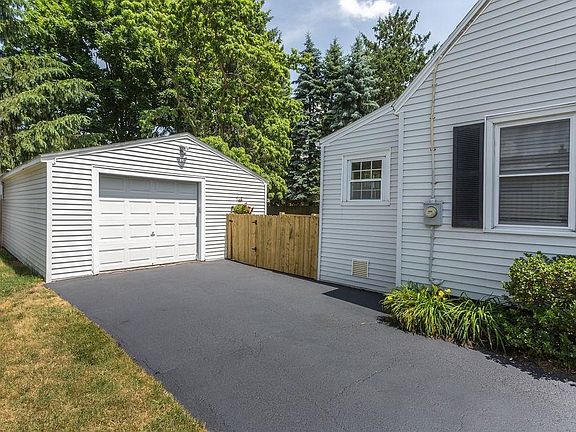 2nd image of 111 Waterbury Dr