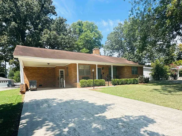 145 Monroe St, Courtland, AL 35618